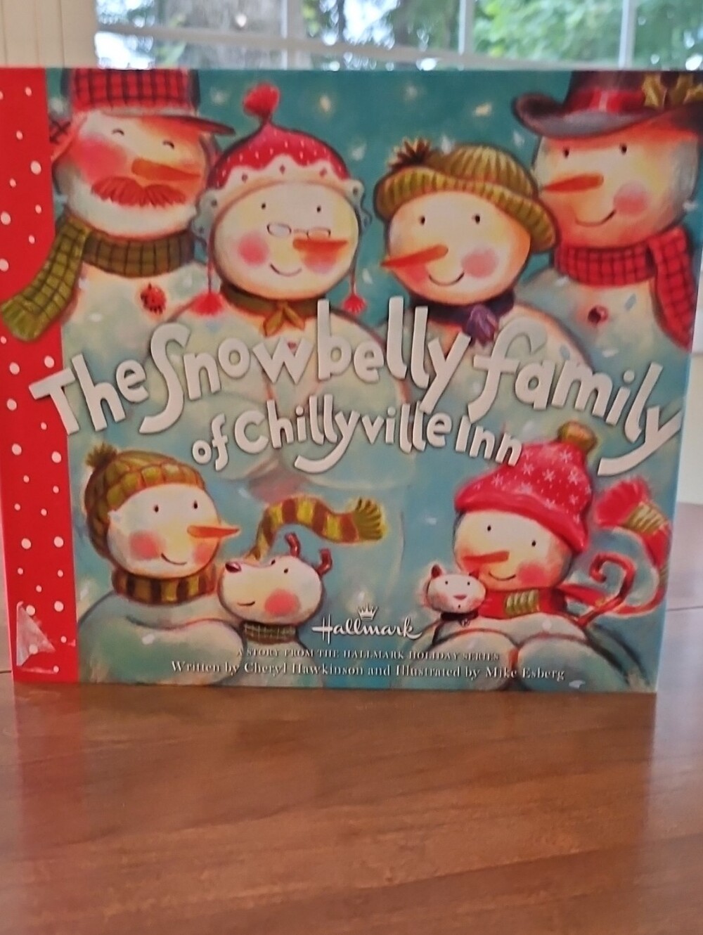 Hallmark “The Snowbelly Family of Chillyville Inn”